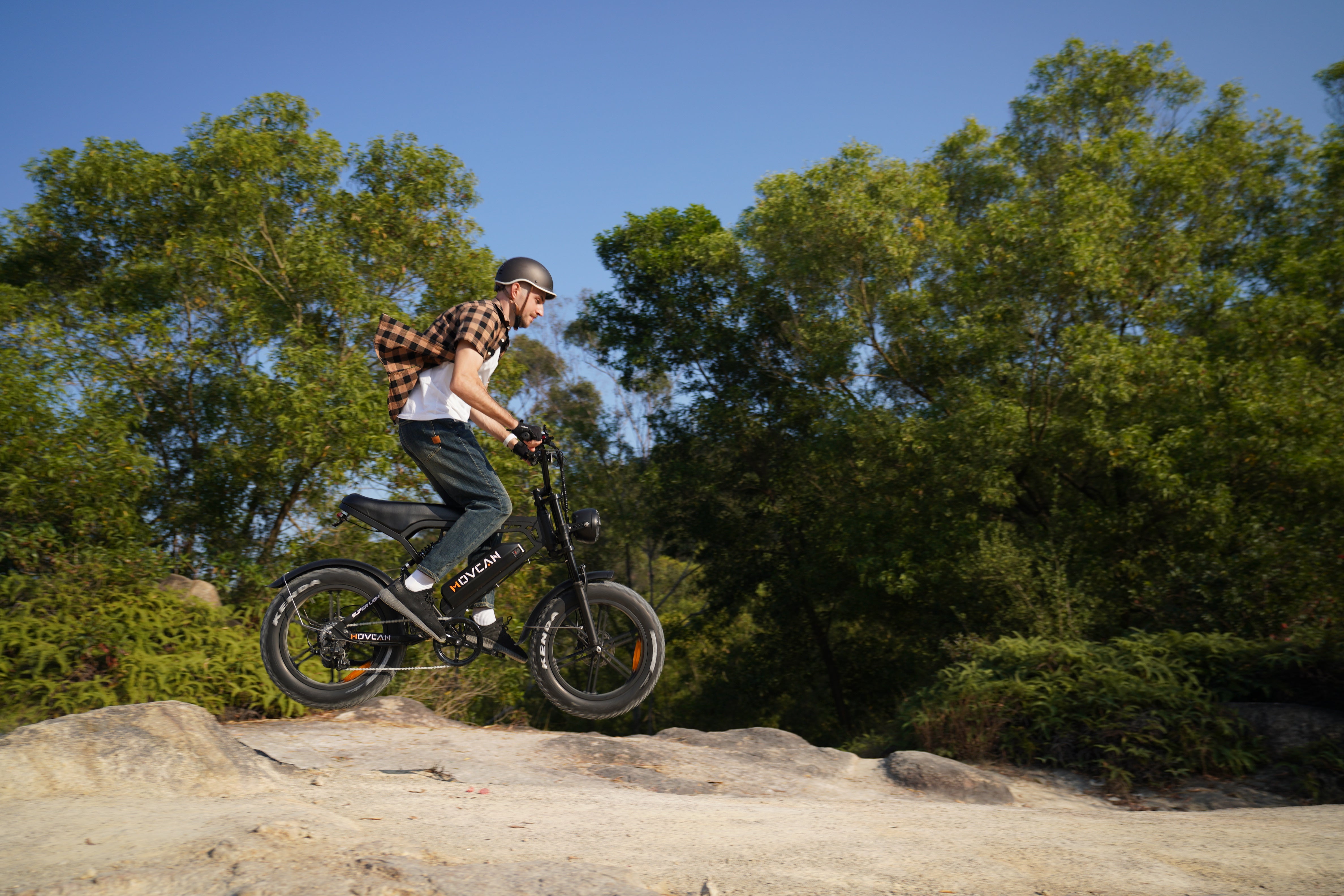 V20 Fat Tire Electric Bikes 1000W motor 48V 15.6AH battery