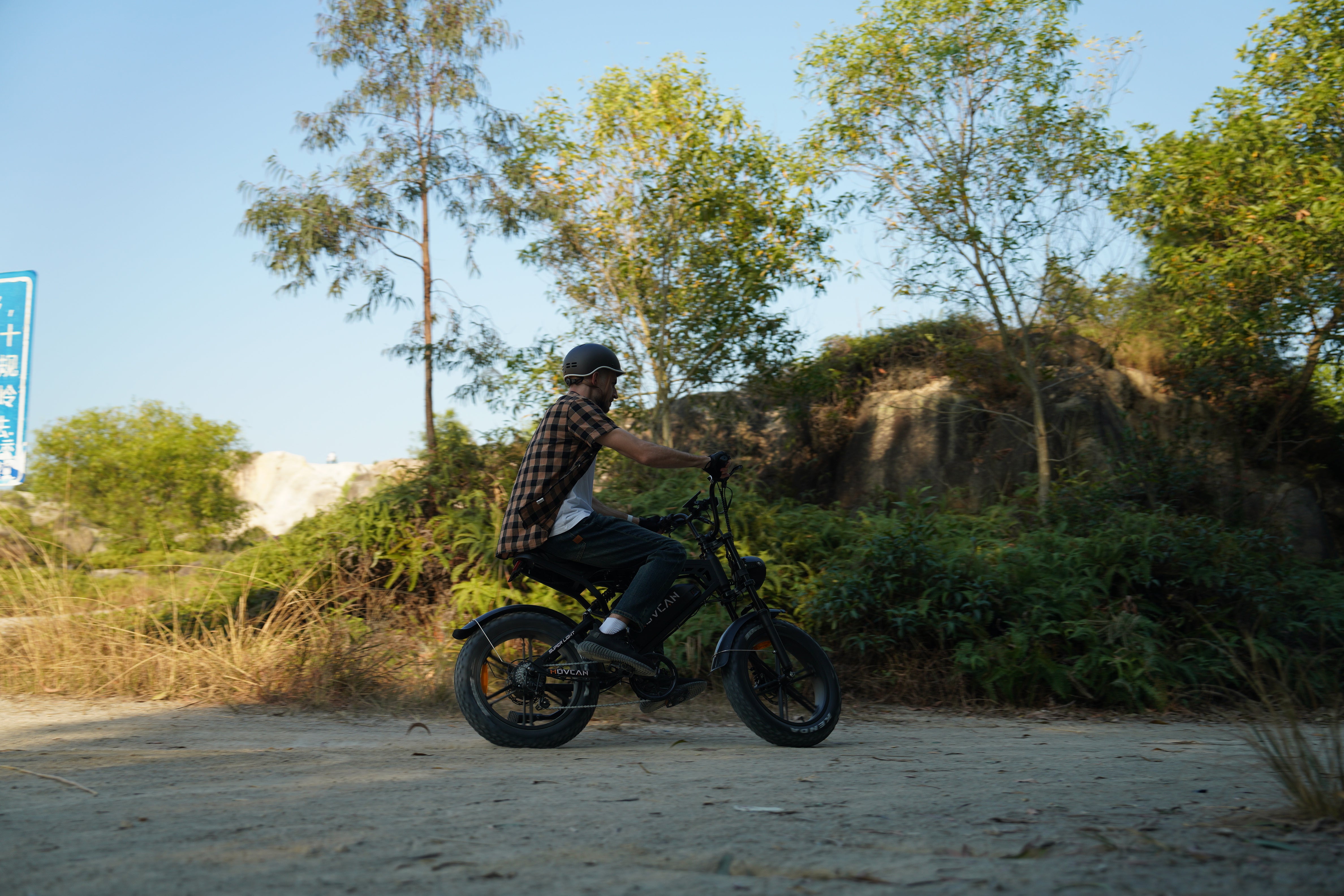 V20 Fat Tire Electric Bikes 1000W motor 48V 15.6AH battery
